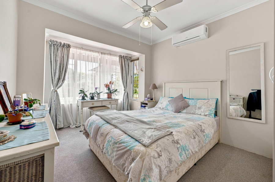 4 Bedroom Property for Sale in Dawncrest KwaZulu-Natal