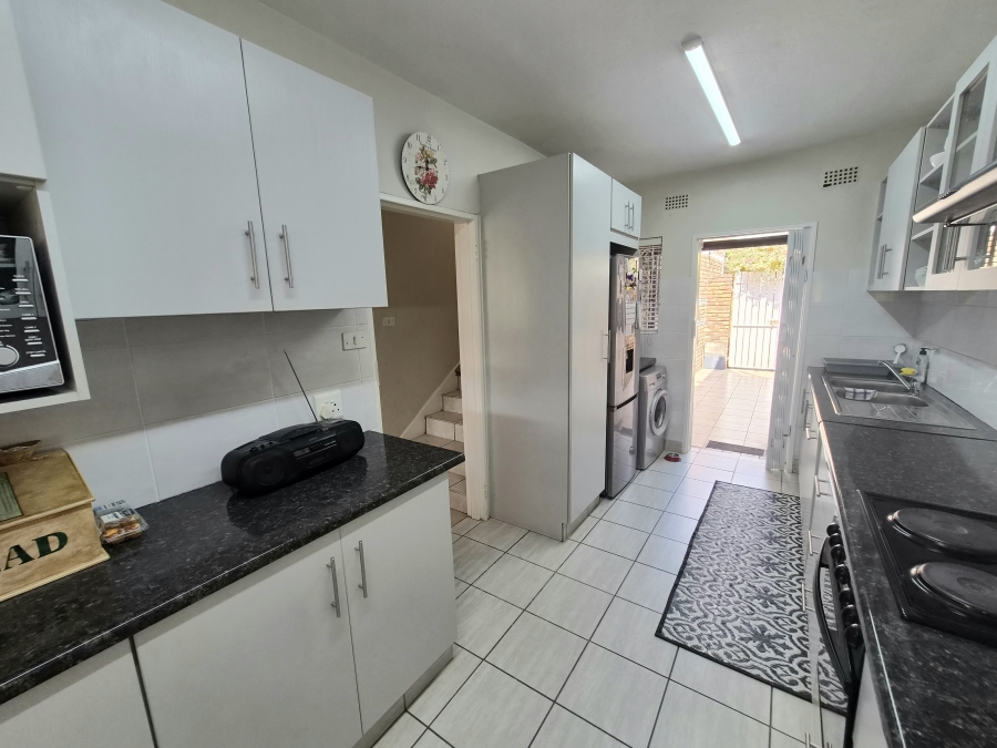 3 Bedroom Property for Sale in Montrose KwaZulu-Natal