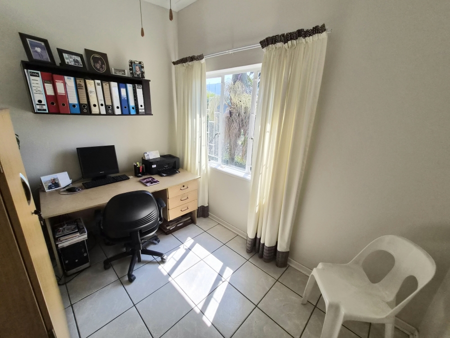 3 Bedroom Property for Sale in Montrose KwaZulu-Natal