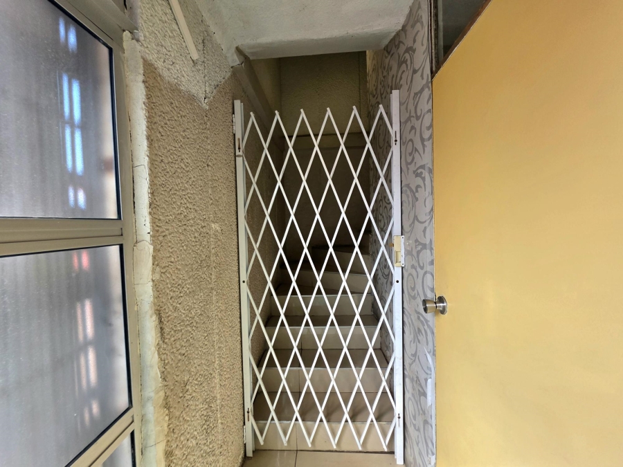 To Let 3 Bedroom Property for Rent in Montclair KwaZulu-Natal