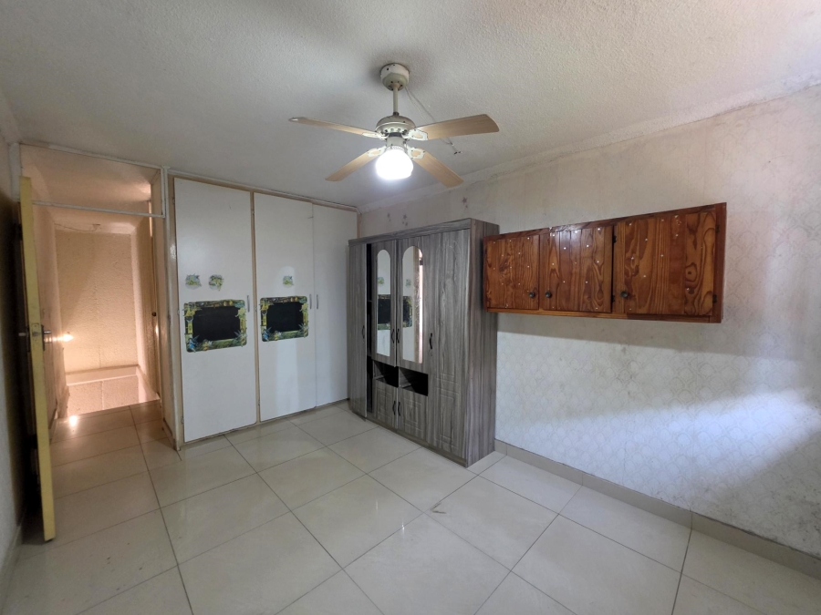 To Let 3 Bedroom Property for Rent in Montclair KwaZulu-Natal