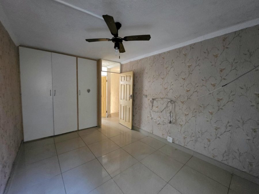 To Let 3 Bedroom Property for Rent in Montclair KwaZulu-Natal