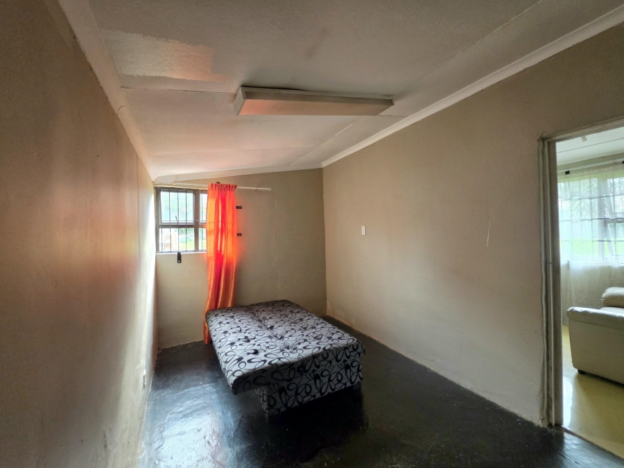 To Let 1 Bedroom Property for Rent in Montclair KwaZulu-Natal