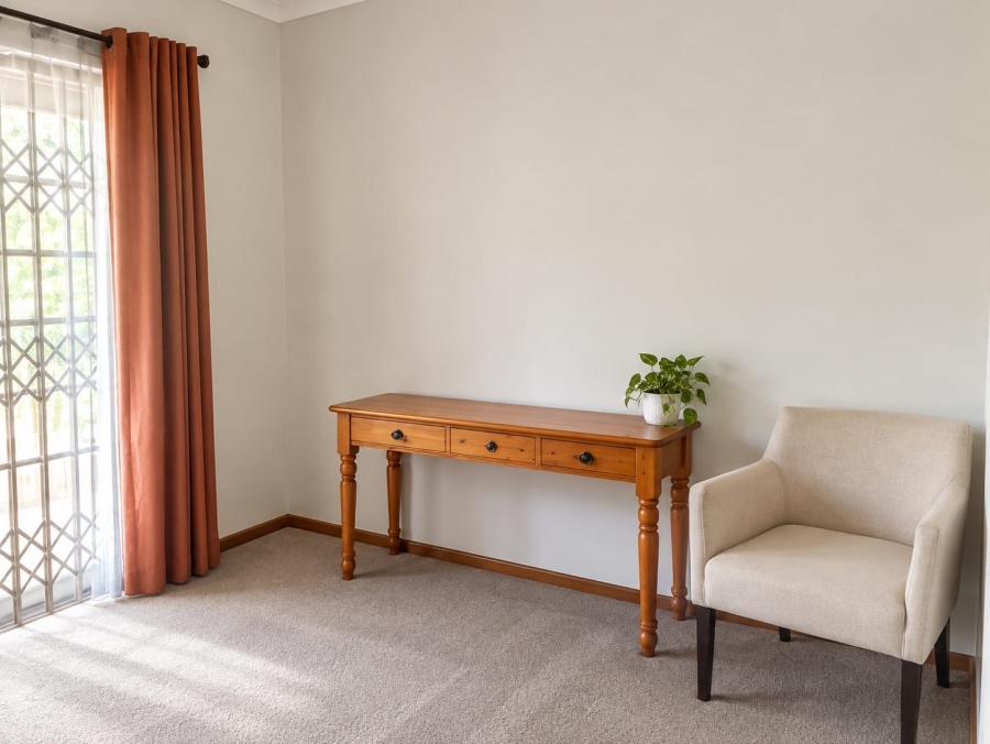 To Let 3 Bedroom Property for Rent in Waterfall KwaZulu-Natal