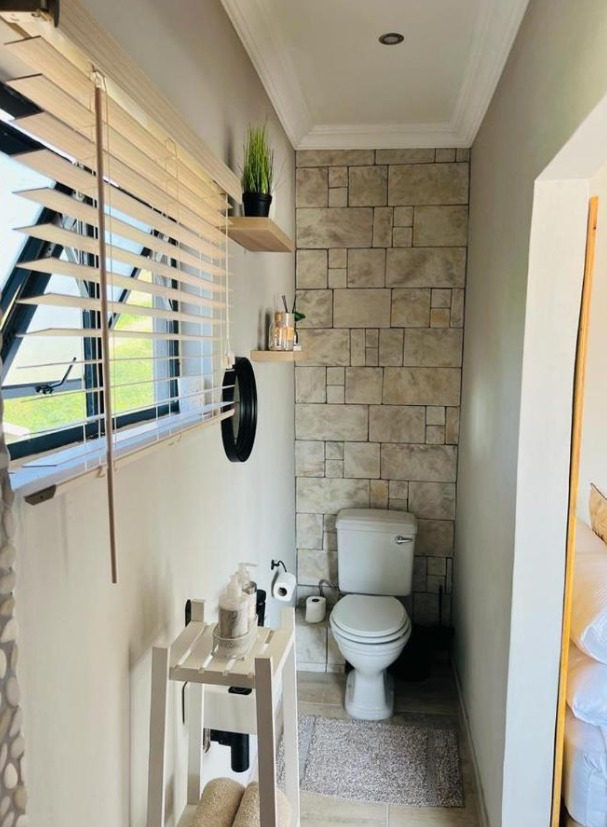 To Let 1 Bedroom Property for Rent in Newlands East KwaZulu-Natal