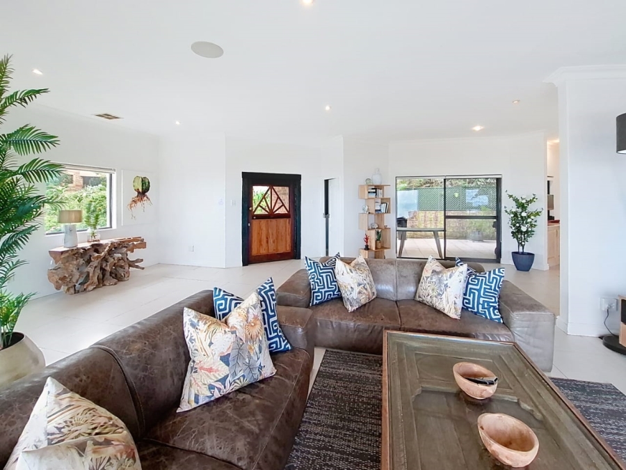 5 Bedroom Property for Sale in Port Zimbali KwaZulu-Natal
