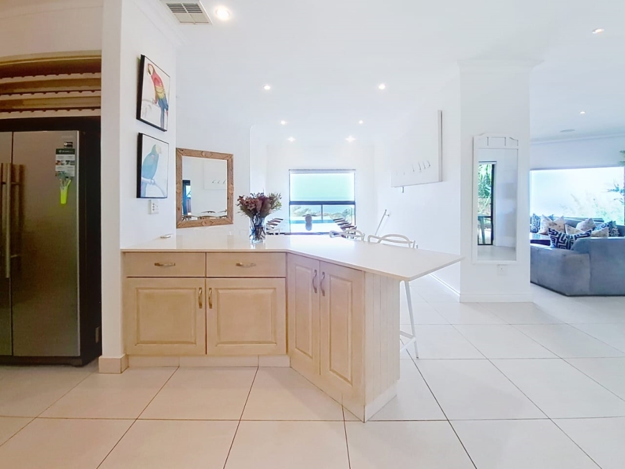 5 Bedroom Property for Sale in Port Zimbali KwaZulu-Natal