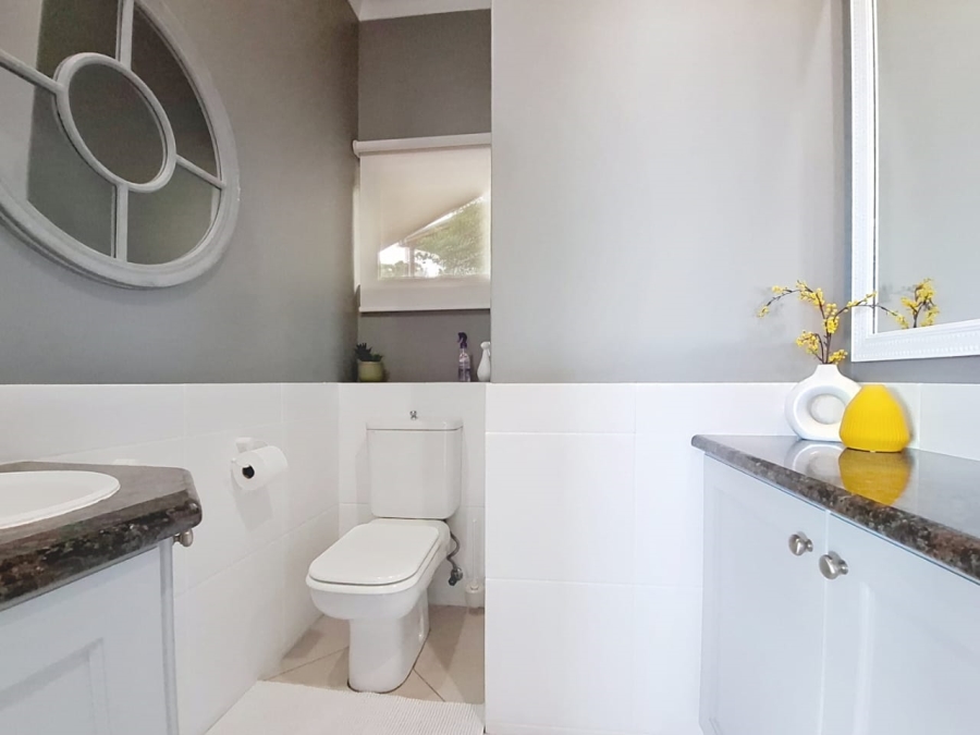 5 Bedroom Property for Sale in Port Zimbali KwaZulu-Natal