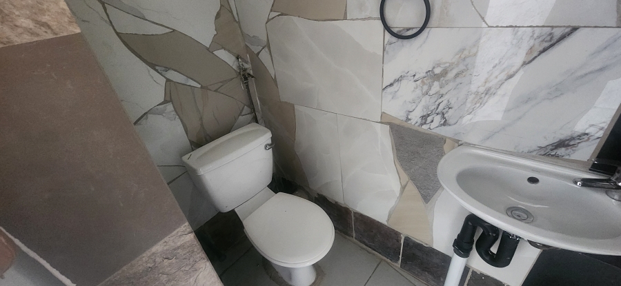 4 Bedroom Property for Sale in Pioneer Park KwaZulu-Natal