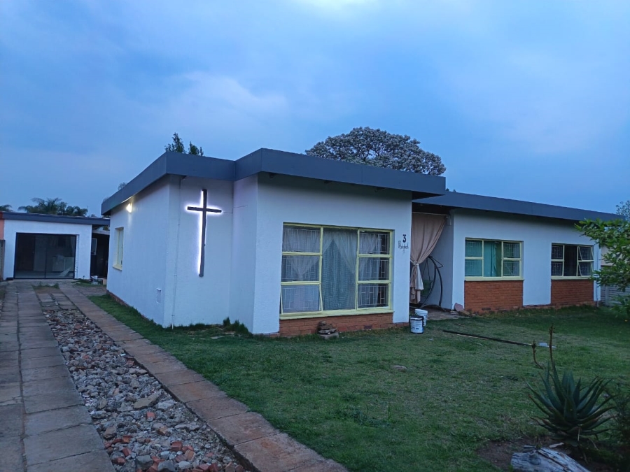 4 Bedroom Property for Sale in Pioneer Park KwaZulu-Natal