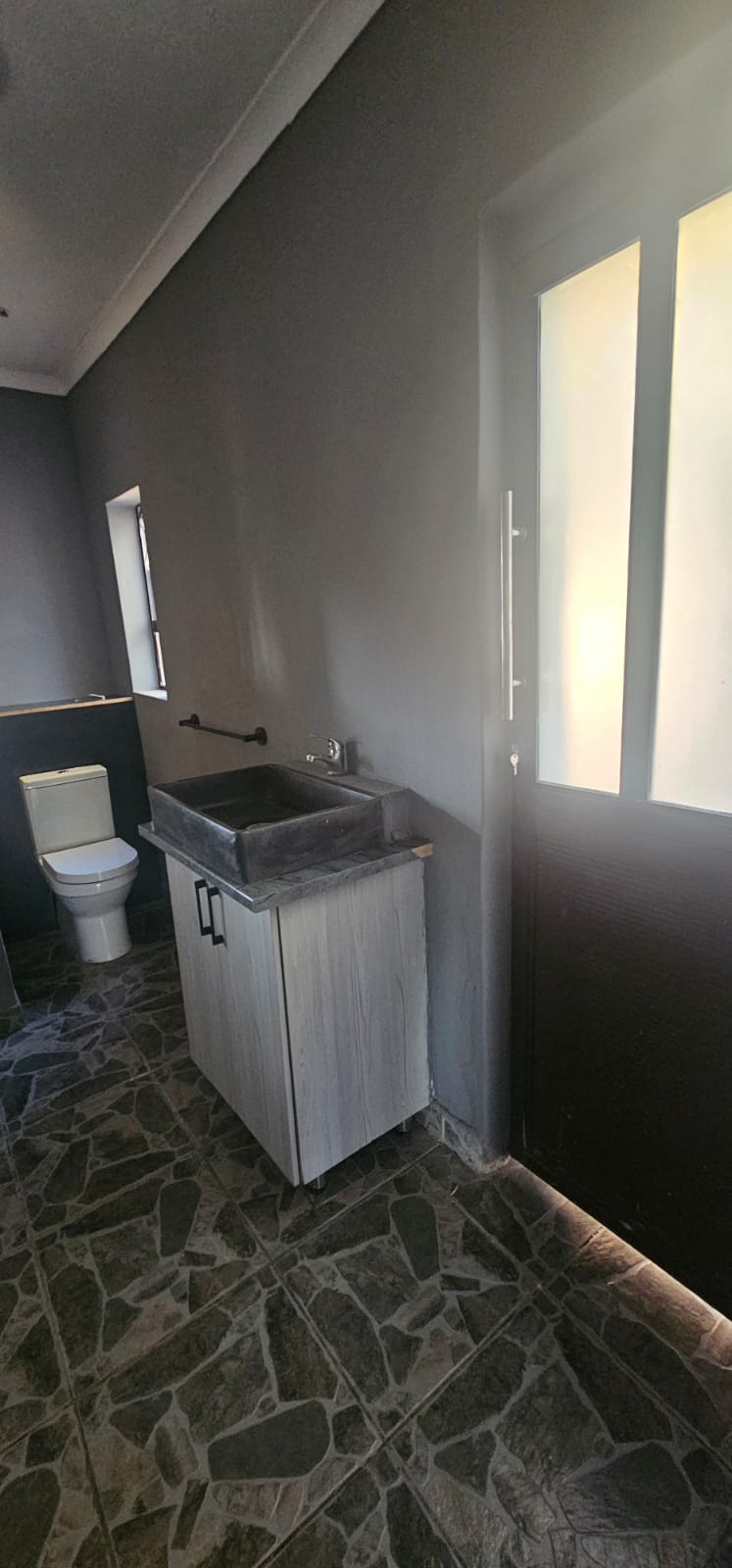 To Let 1 Bedroom Property for Rent in Aviary Hill KwaZulu-Natal