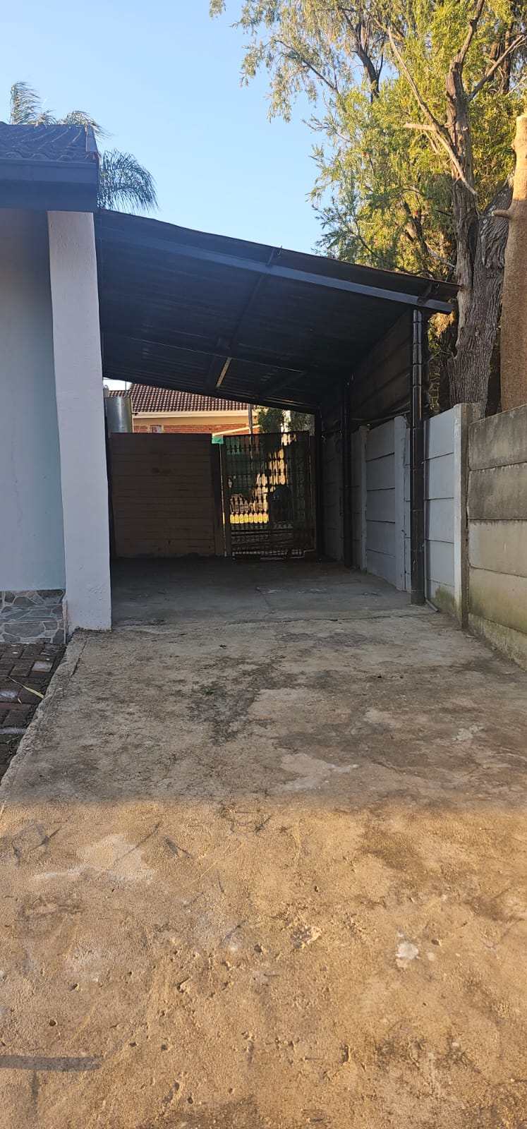 To Let 1 Bedroom Property for Rent in Aviary Hill KwaZulu-Natal