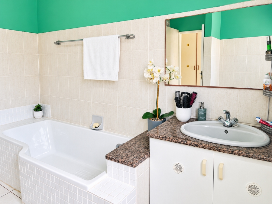 3 Bedroom Property for Sale in Birdswood KwaZulu-Natal