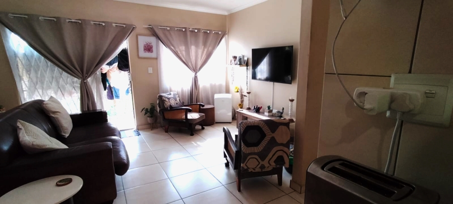 To Let 2 Bedroom Property for Rent in Warner Beach KwaZulu-Natal