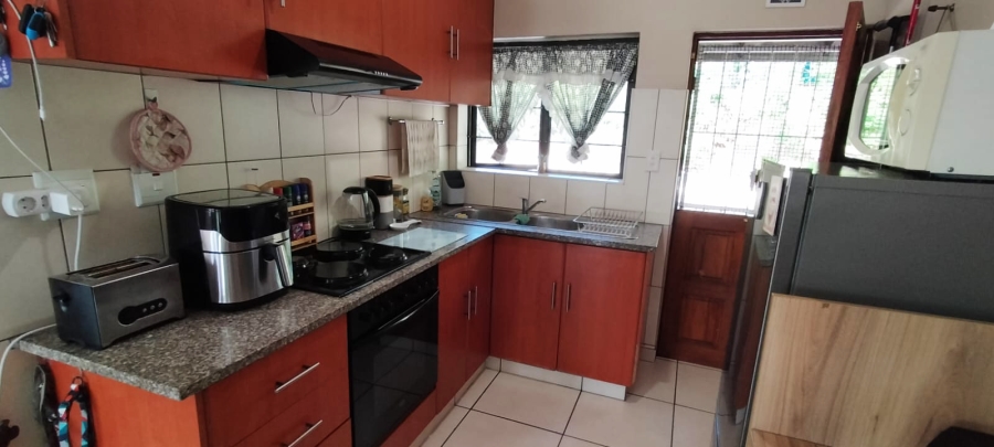To Let 2 Bedroom Property for Rent in Warner Beach KwaZulu-Natal