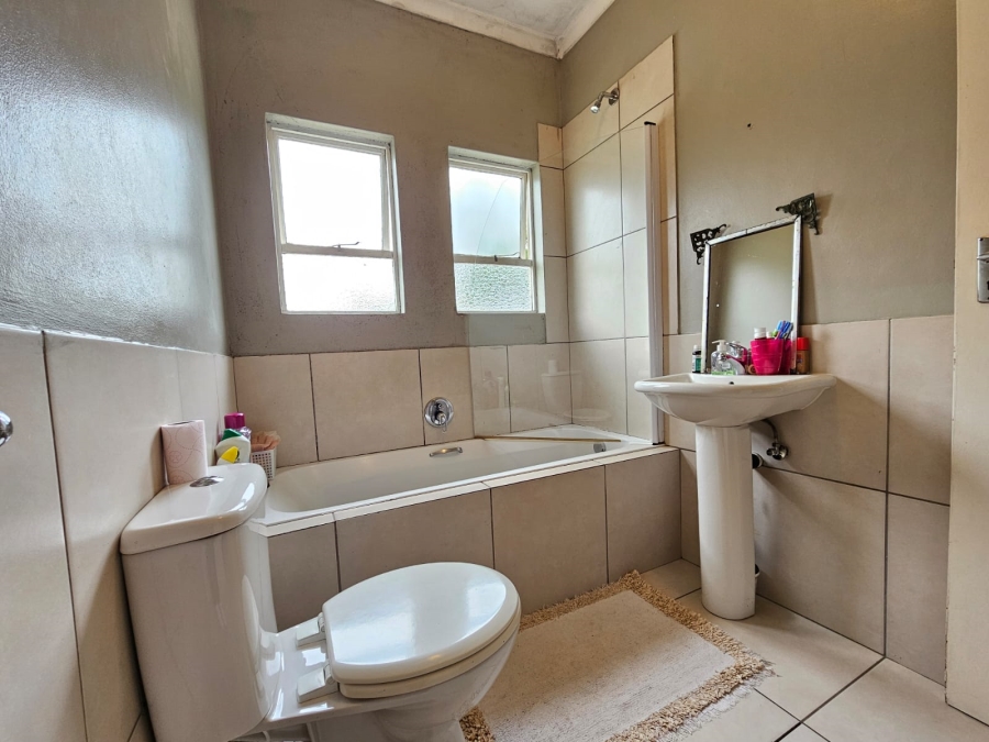 To Let 3 Bedroom Property for Rent in Bishopstowe KwaZulu-Natal
