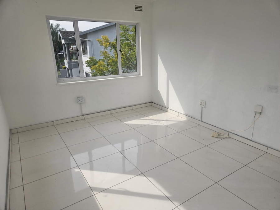To Let 2 Bedroom Property for Rent in Umhlatuzana KwaZulu-Natal