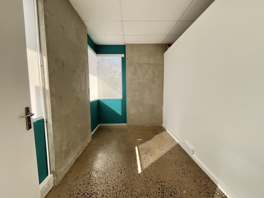 To Let Commercial Property for Rent in Simbithi Eco Estate KwaZulu-Natal