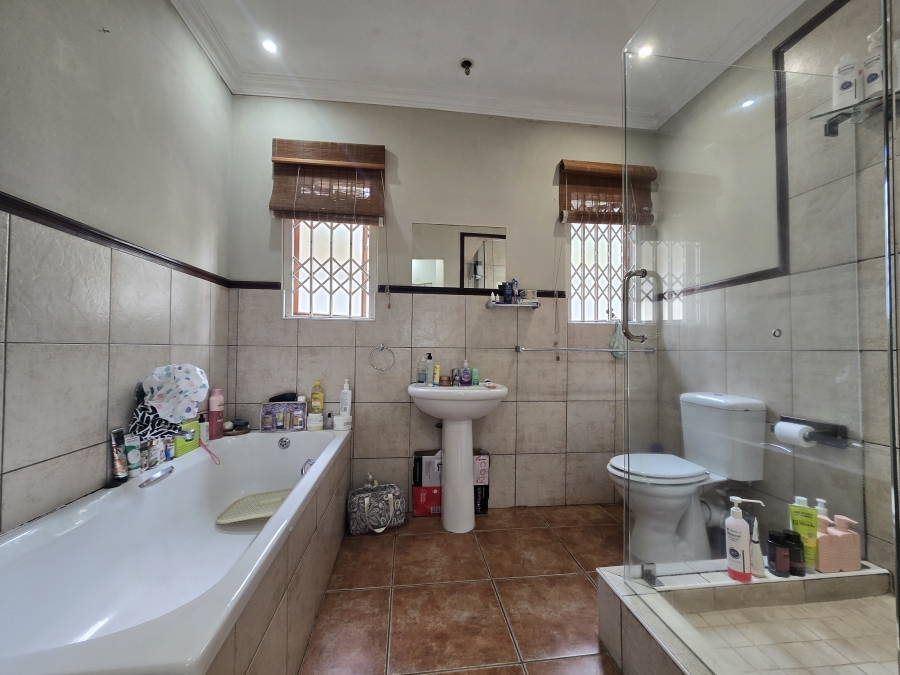 3 Bedroom Property for Sale in Seaward Estate KwaZulu-Natal