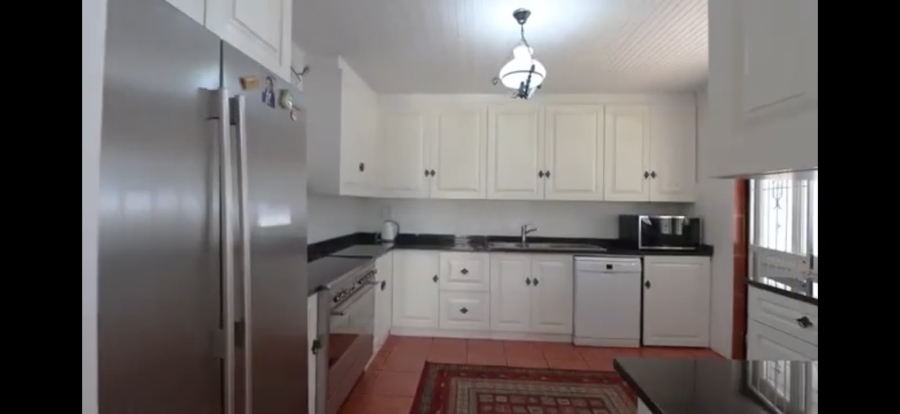 To Let 4 Bedroom Property for Rent in Ballito Central KwaZulu-Natal