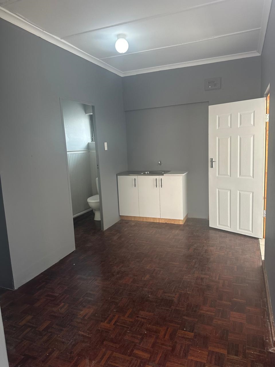 To Let Commercial Property for Rent in Malvern KwaZulu-Natal
