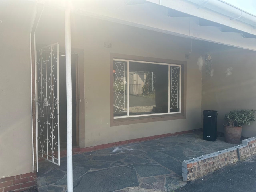 To Let Commercial Property for Rent in Malvern KwaZulu-Natal
