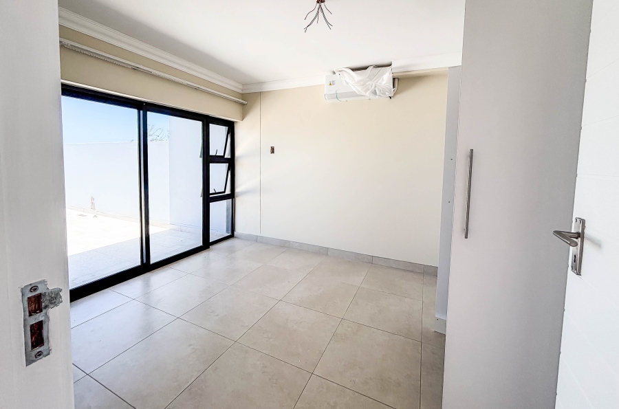 To Let 3 Bedroom Property for Rent in La Mercy KwaZulu-Natal