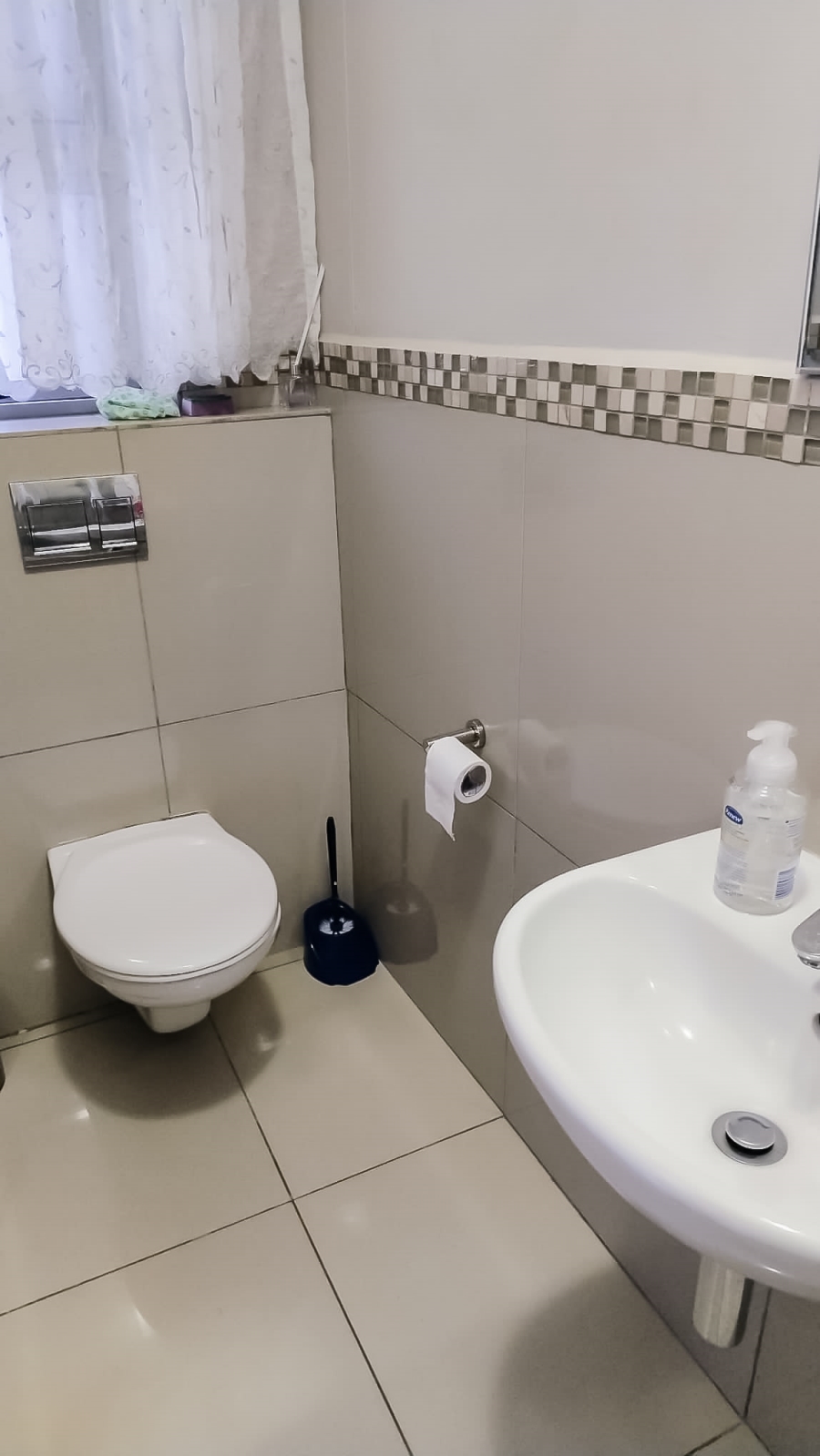 To Let 1 Bedroom Property for Rent in Umhlanga Ridge KwaZulu-Natal