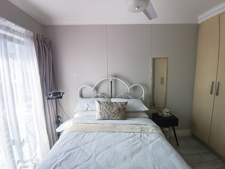 To Let 2 Bedroom Property for Rent in Umhlanga Ridge KwaZulu-Natal