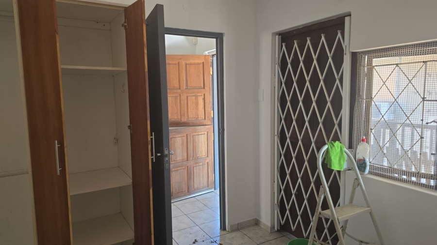 To Let 2 Bedroom Property for Rent in Bluff KwaZulu-Natal