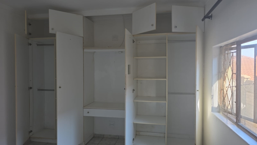 To Let 2 Bedroom Property for Rent in Bluff KwaZulu-Natal
