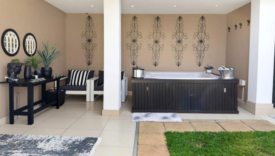 5 Bedroom Property for Sale in Port Zimbali KwaZulu-Natal