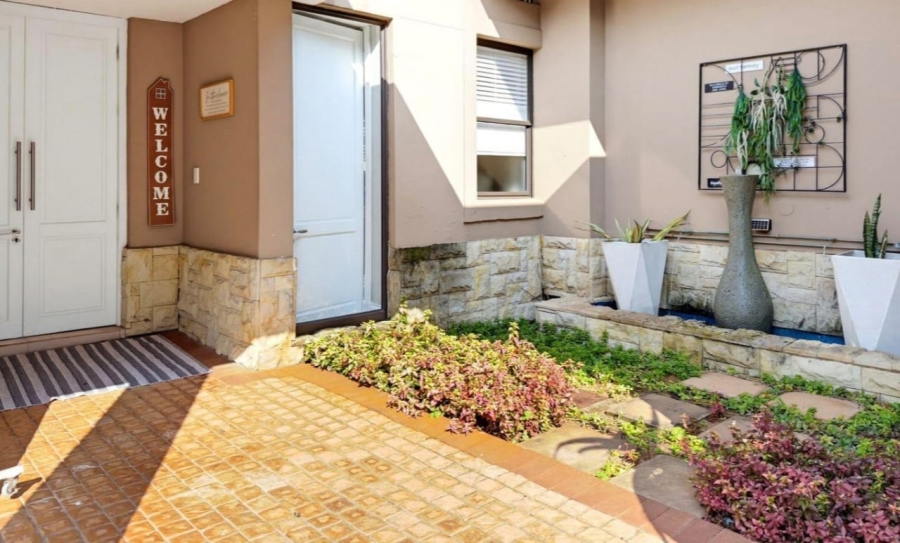 5 Bedroom Property for Sale in Port Zimbali KwaZulu-Natal