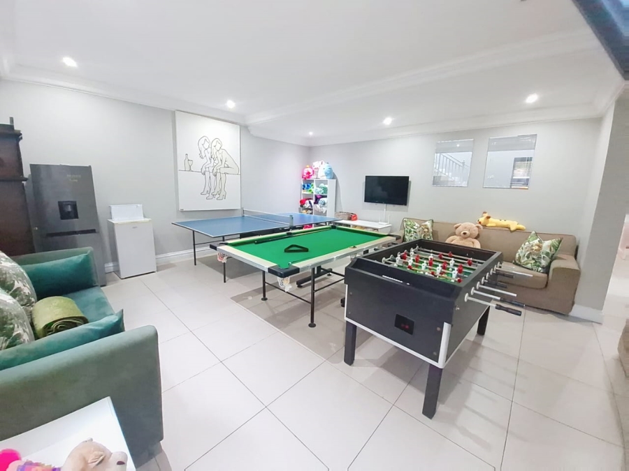 5 Bedroom Property for Sale in Port Zimbali KwaZulu-Natal