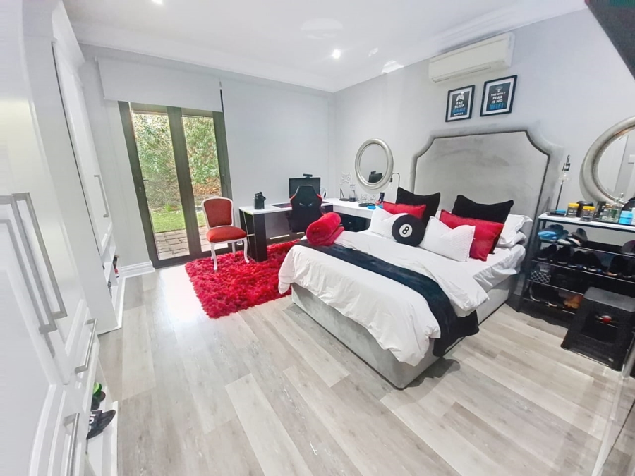 5 Bedroom Property for Sale in Port Zimbali KwaZulu-Natal