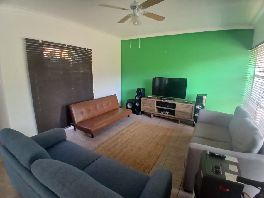 To Let 3 Bedroom Property for Rent in Huttenheights KwaZulu-Natal