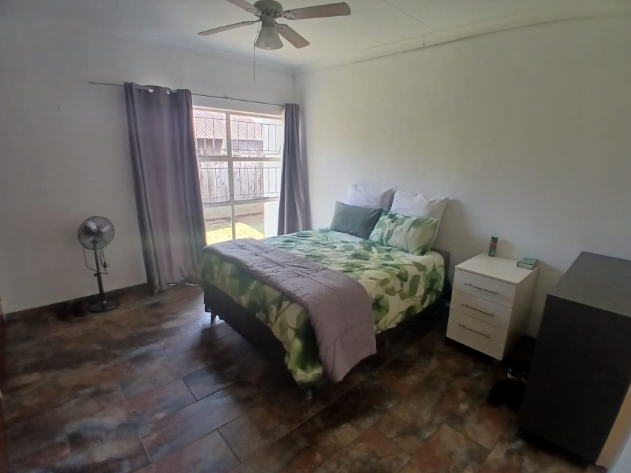 To Let 3 Bedroom Property for Rent in Huttenheights KwaZulu-Natal