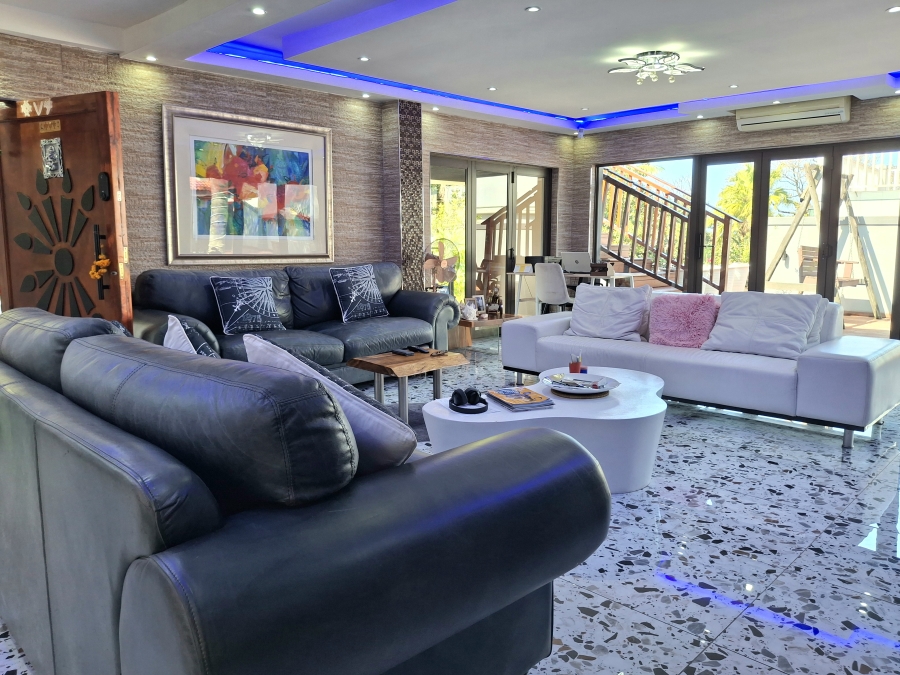 To Let 4 Bedroom Property for Rent in Ballito Central KwaZulu-Natal