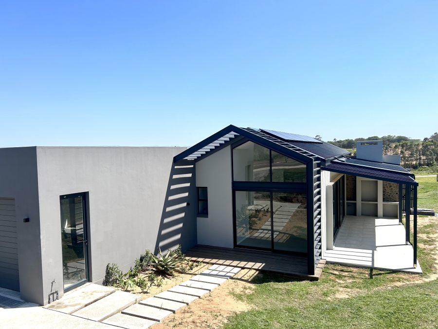 To Let 4 Bedroom Property for Rent in Elaleni Coastal Forest Estate KwaZulu-Natal