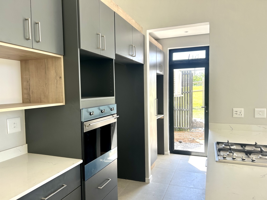 To Let 4 Bedroom Property for Rent in Elaleni Coastal Forest Estate KwaZulu-Natal