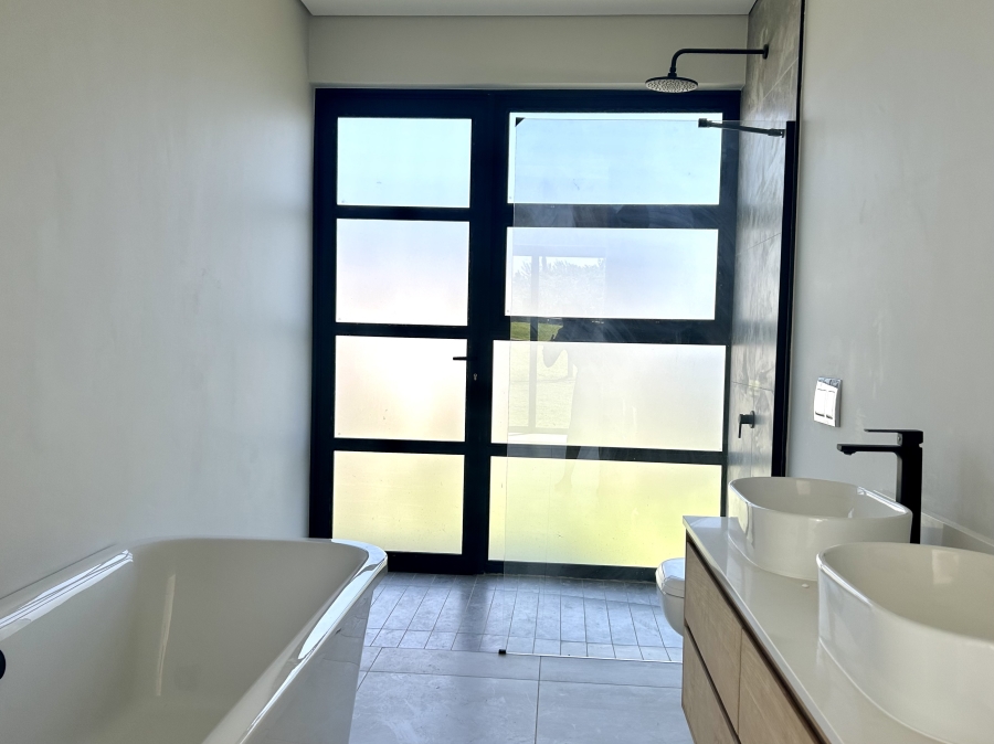 To Let 4 Bedroom Property for Rent in Elaleni Coastal Forest Estate KwaZulu-Natal