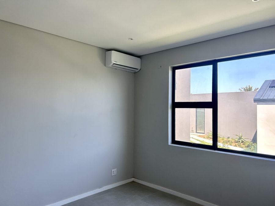 To Let 4 Bedroom Property for Rent in Elaleni Coastal Forest Estate KwaZulu-Natal