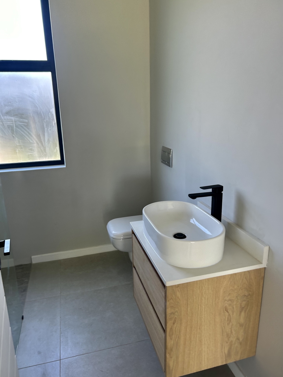 To Let 4 Bedroom Property for Rent in Elaleni Coastal Forest Estate KwaZulu-Natal