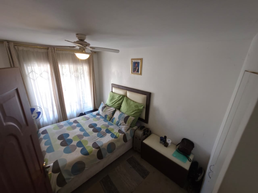 4 Bedroom Property for Sale in Amanzimtoti KwaZulu-Natal
