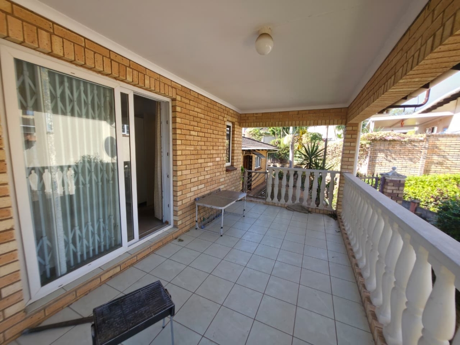4 Bedroom Property for Sale in Amanzimtoti KwaZulu-Natal