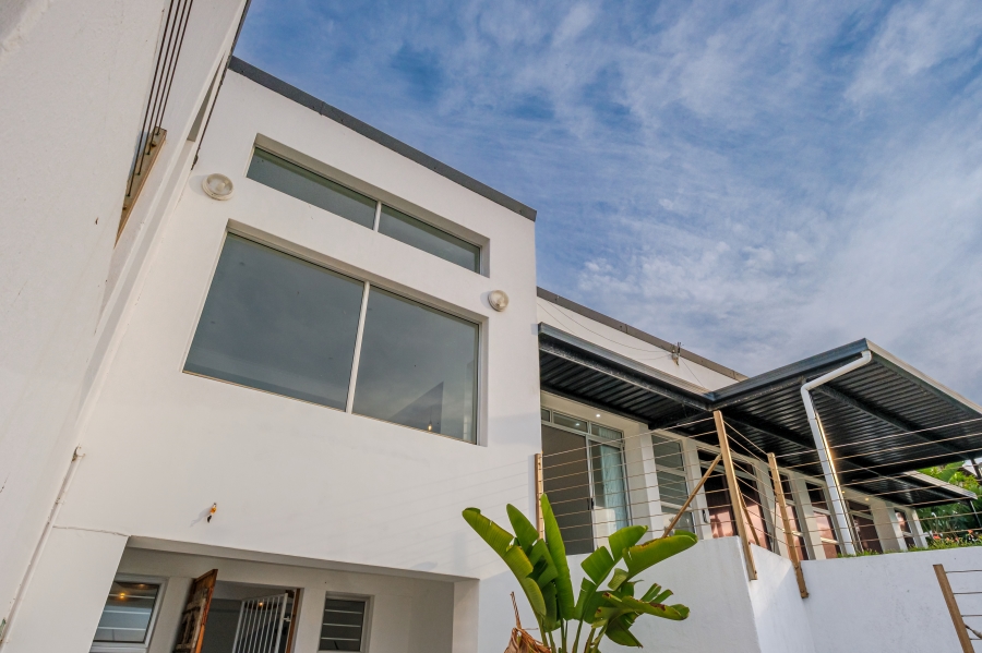 5 Bedroom Property for Sale in Ballito Central KwaZulu-Natal
