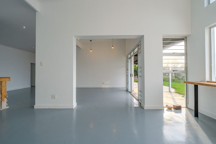 5 Bedroom Property for Sale in Ballito Central KwaZulu-Natal