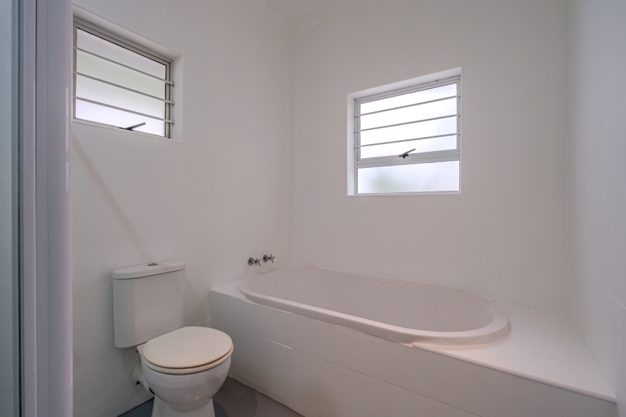 5 Bedroom Property for Sale in Ballito Central KwaZulu-Natal