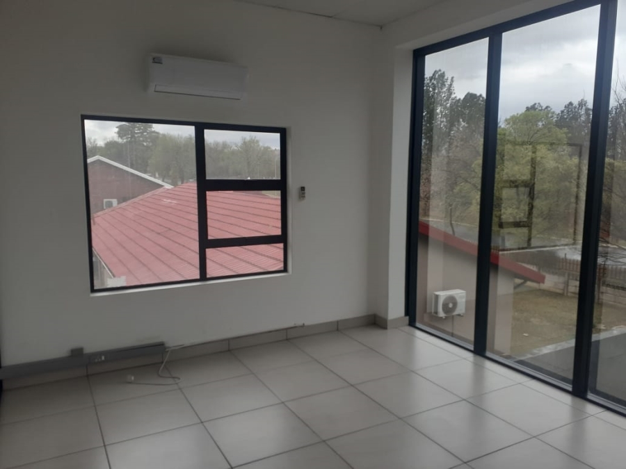 To Let Commercial Property for Rent in Newcastle KwaZulu-Natal