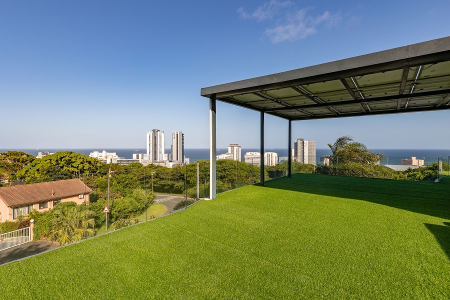 5 Bedroom Property for Sale in Umhlanga KwaZulu-Natal